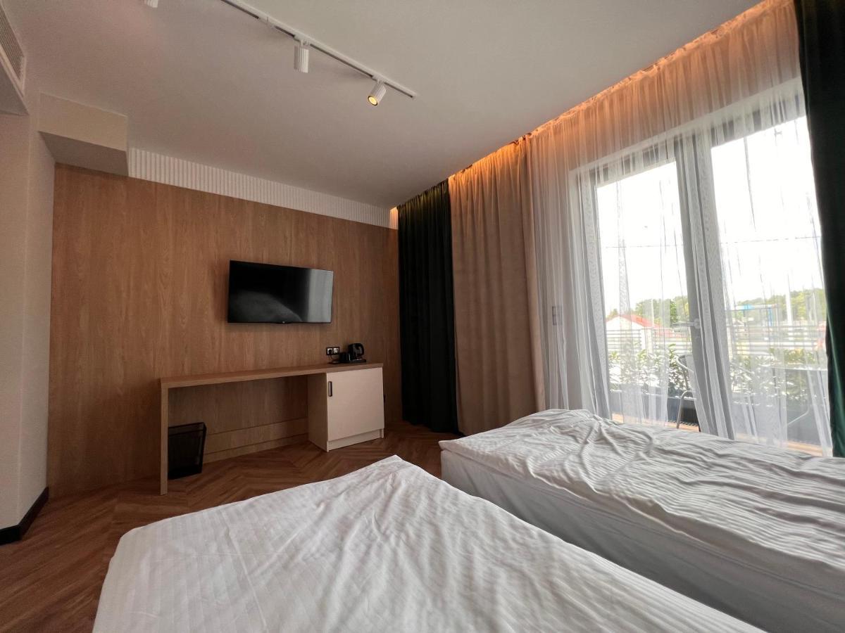Resto Inn - Smart Apartamenty Blisko Energylandii Polwies Экстерьер фото