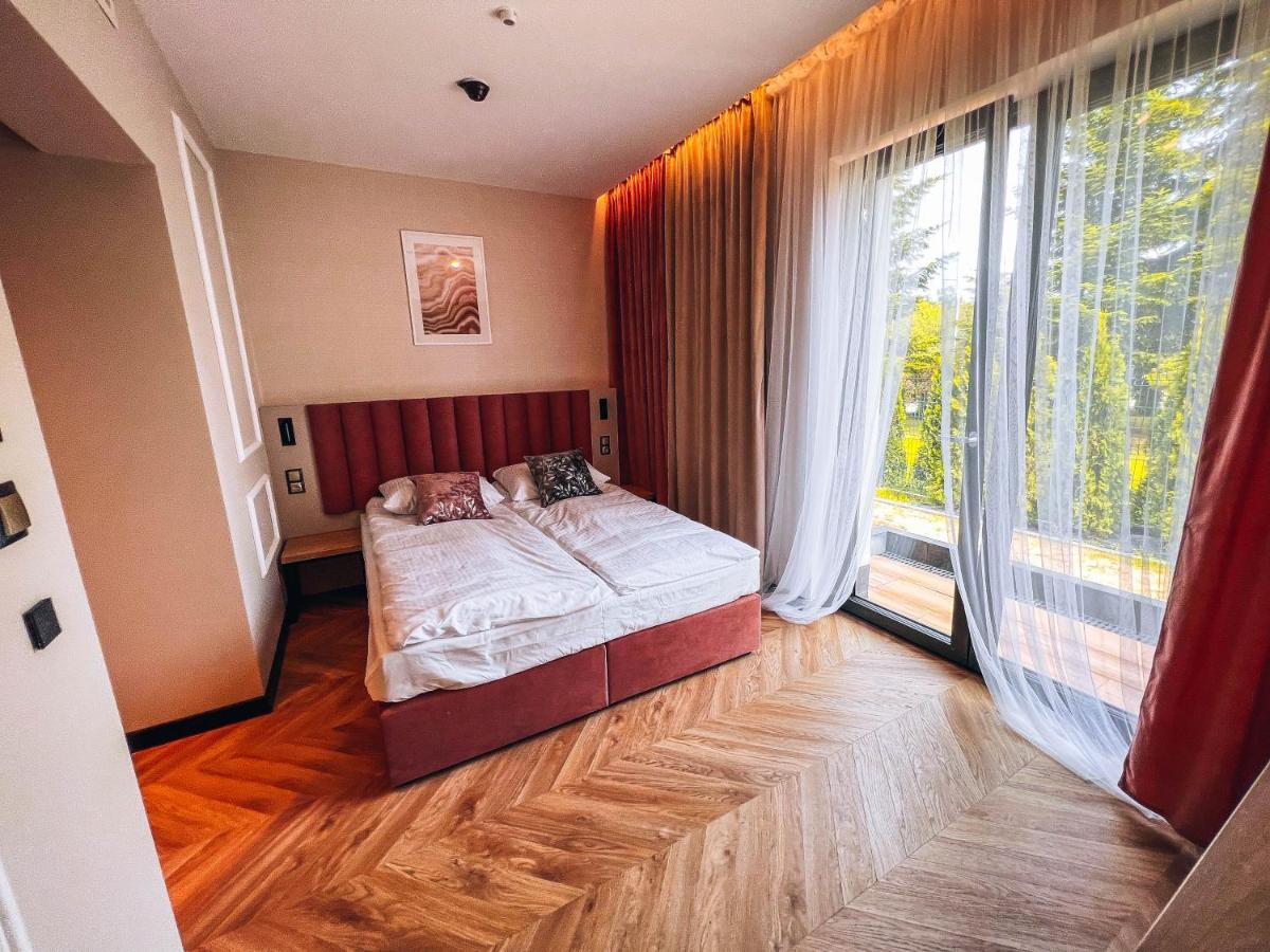 Resto Inn - Smart Apartamenty Blisko Energylandii Polwies Экстерьер фото