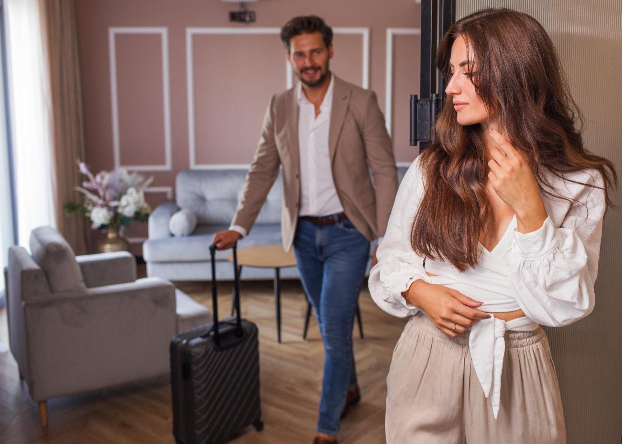 Resto Inn - Smart Apartamenty Blisko Energylandii Polwies Экстерьер фото